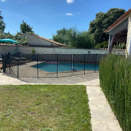 Casa vacanze Charmante Maison Charentaise *